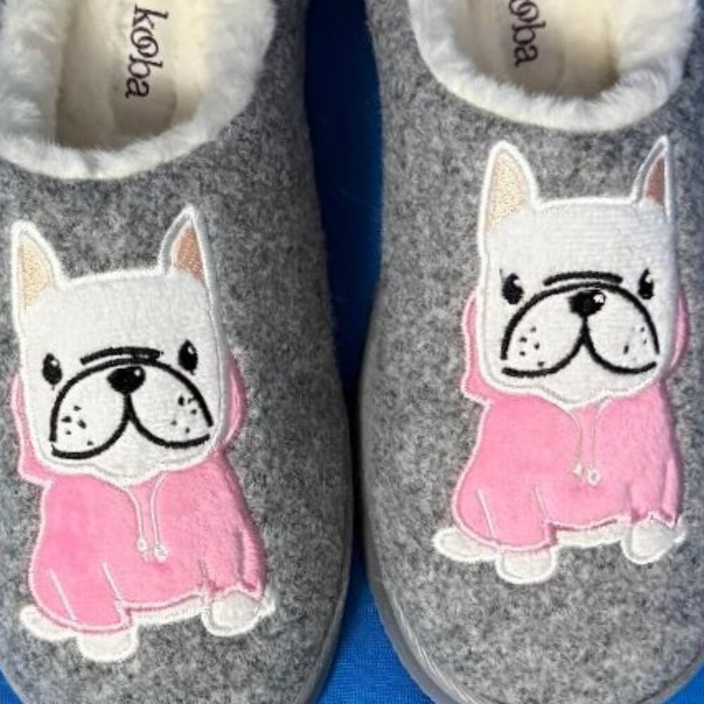 NWT & GREAT GIFT KOOBA FRENCHIE FRENCH BULLDOG SLIPPERS M / MEDIUM 6 1/2 - 7 1/2 - Picture 2 of 13